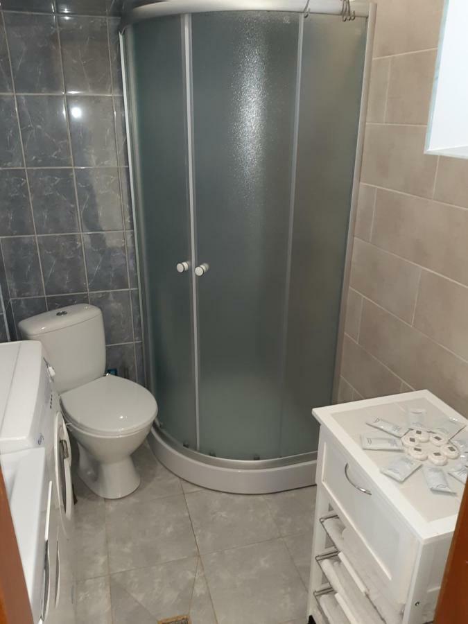 Apartment Orgelsaal Chernivtsi Exterior foto